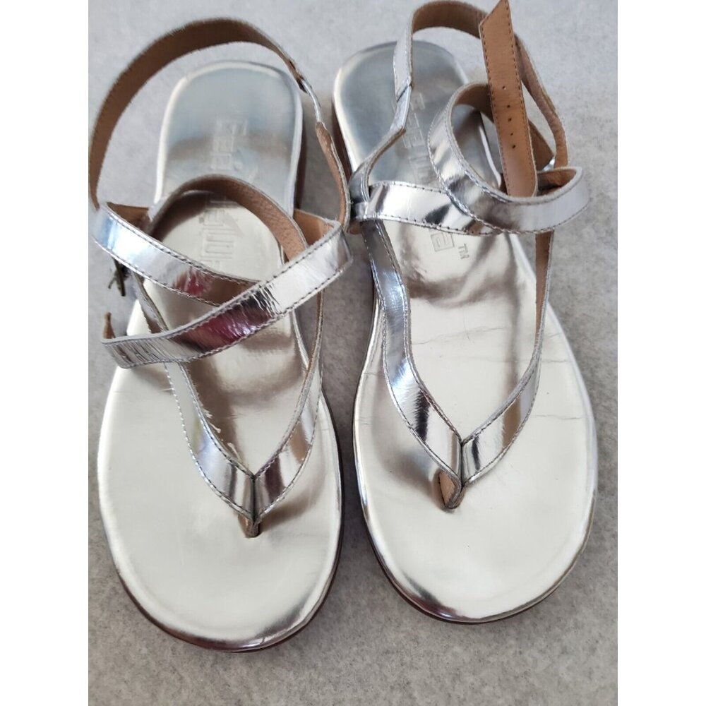 Gee Wawa Leather Sandals Women Size 7 Ankle Strap Metallic